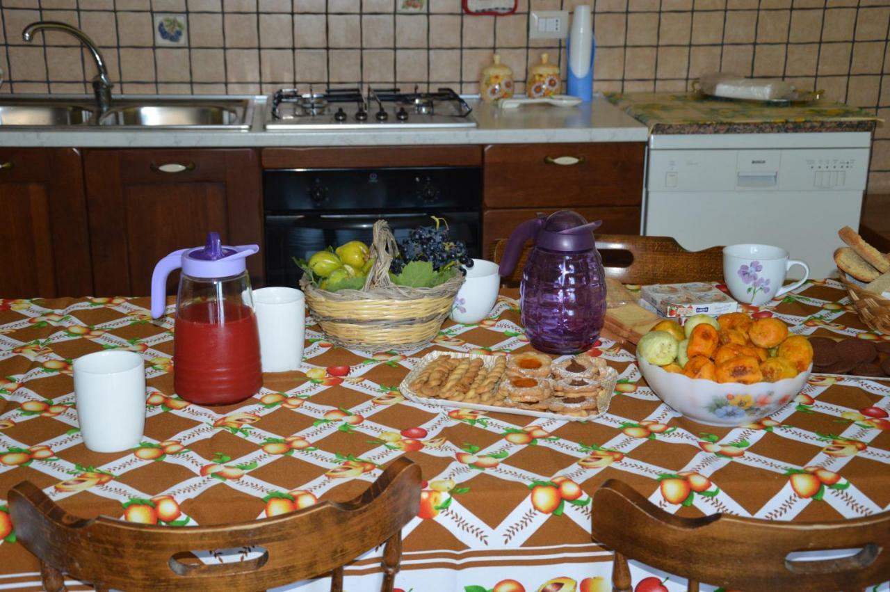 B&B Incantevole Vicolo Piraino Esterno foto