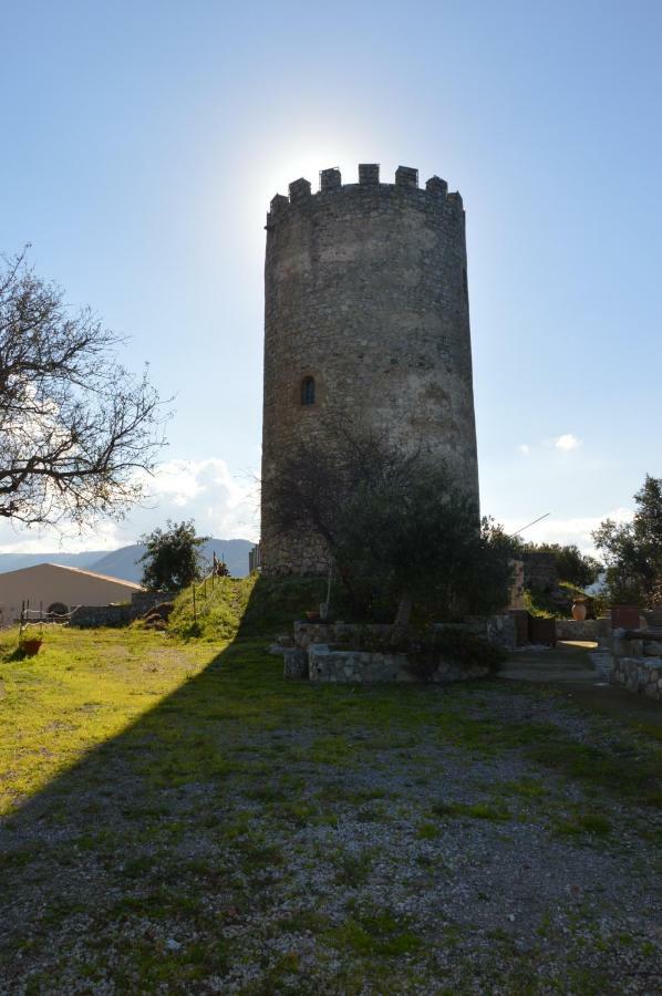 B&B Incantevole Vicolo Piraino Esterno foto